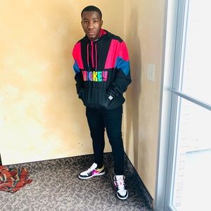 Meet your Posher, Eli